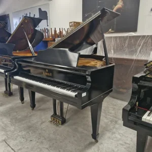 Piano Media Cola Kimball, Negro Semibrillante. Negro (Usado)